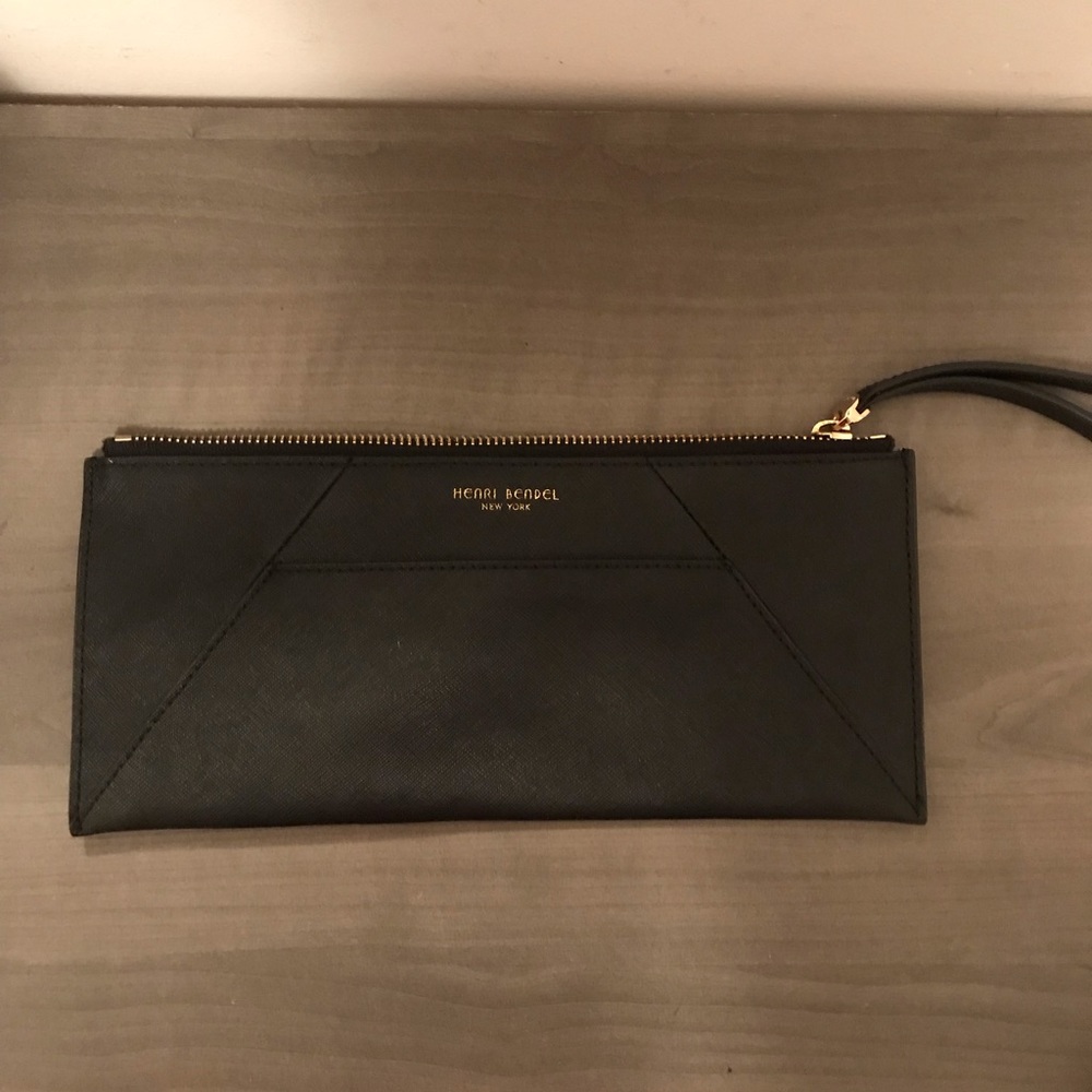 Henri Bendel Leather Zipper Wristlet